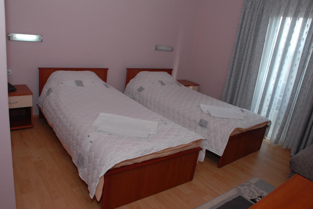 Harmony Hotel Kumanovo Room photo